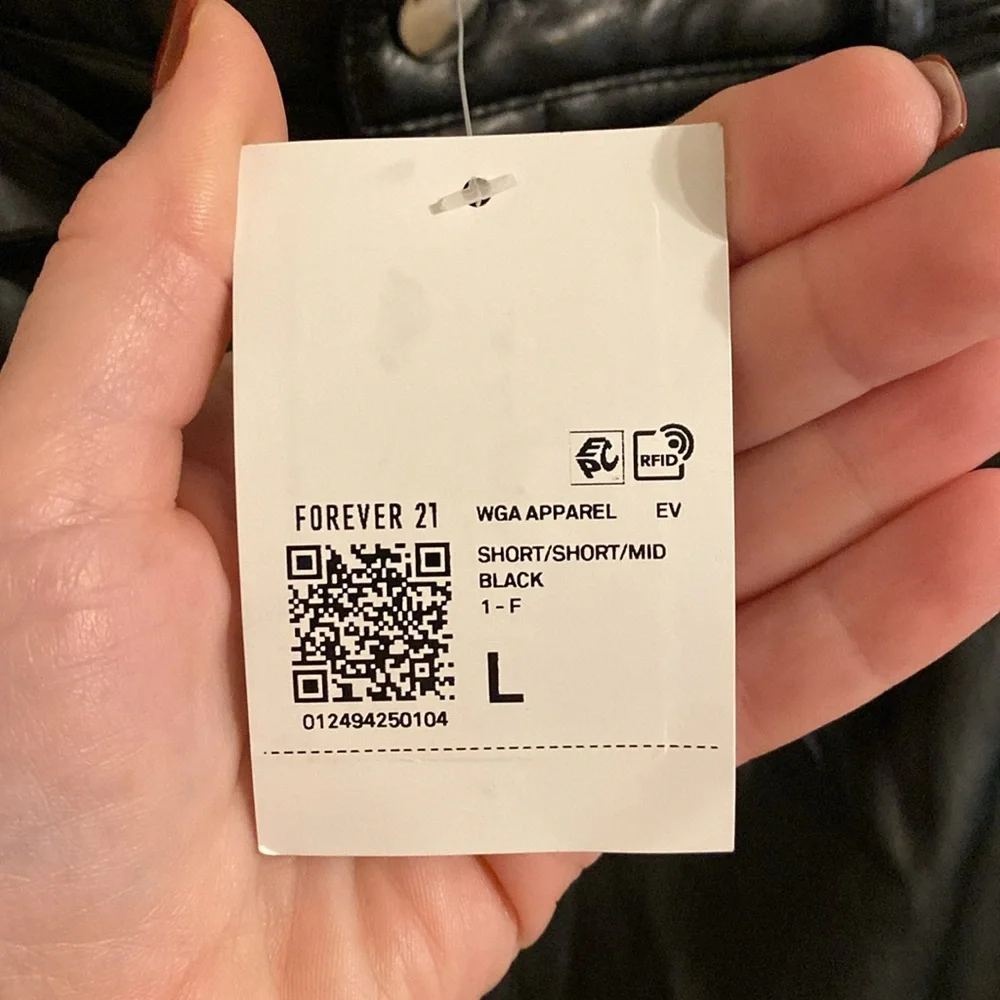 NWT vegan leather shorts from Forever 21 - never worn - Picture 4 of 6